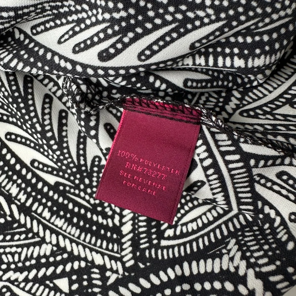 NWT 212 Collection Black White Soft Short Sleeve Button Up Blouse Top Women’s 1X - Picture 8 of 8